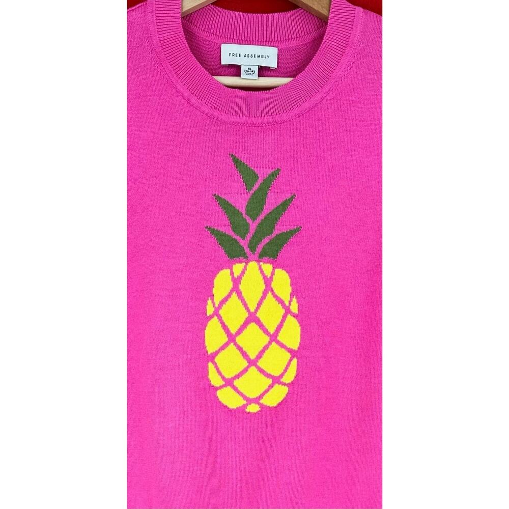 Free Assembly Women's Classic Fuchsia Pineapple Sleeveless Tank Top Size XL NWT - Picture 3 of 7